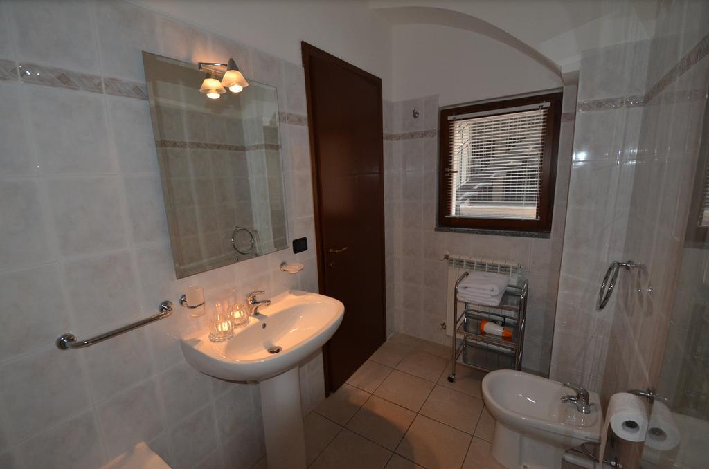 Lake Como View Apartement Allegro Acquaseria Δωμάτιο φωτογραφία